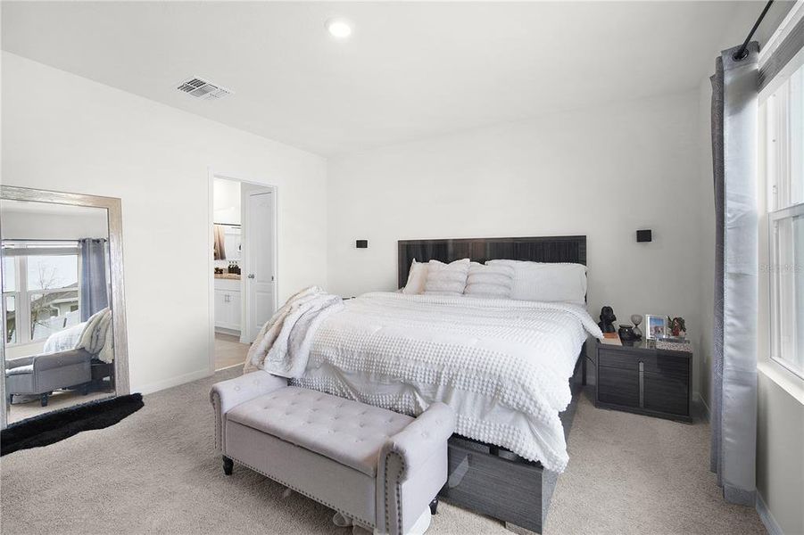 Furnished interior view inside a new home in Kindred, Kissimmee (Image 5).