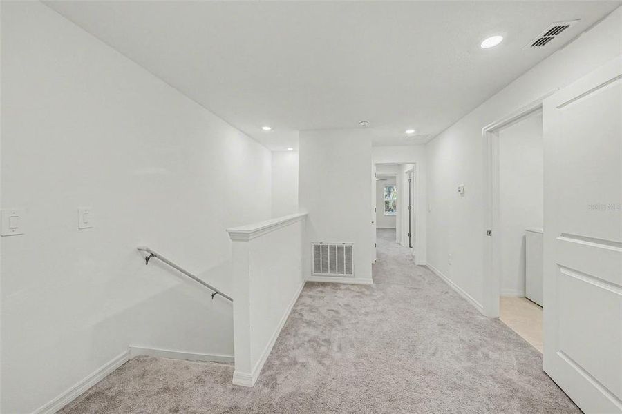 Spacious, unfurnished interior of a new home in , Zephyrhills (Image 14).