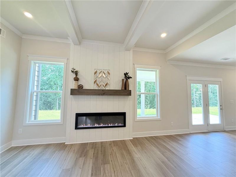Spacious, unfurnished interior of a new home in Ponderosa Farms Reserve, Gainesville (Image 39).