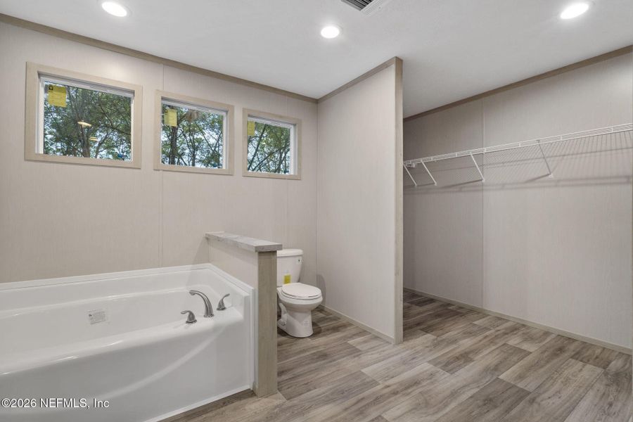 Image 42 of a home in .