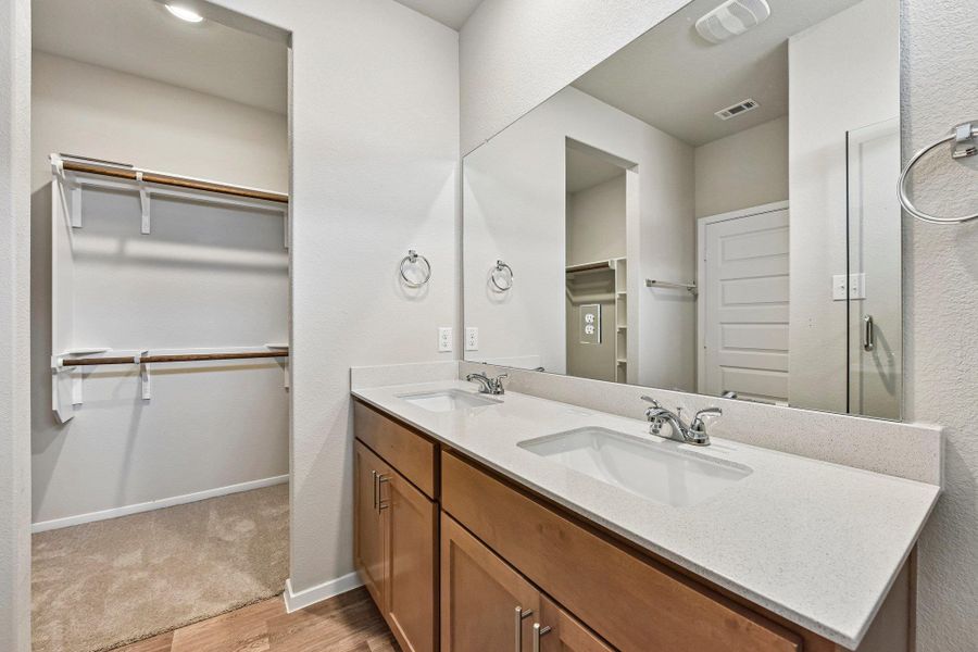 Furnished interior view inside a new home in Cascade, Liberty Hill (Image 10).