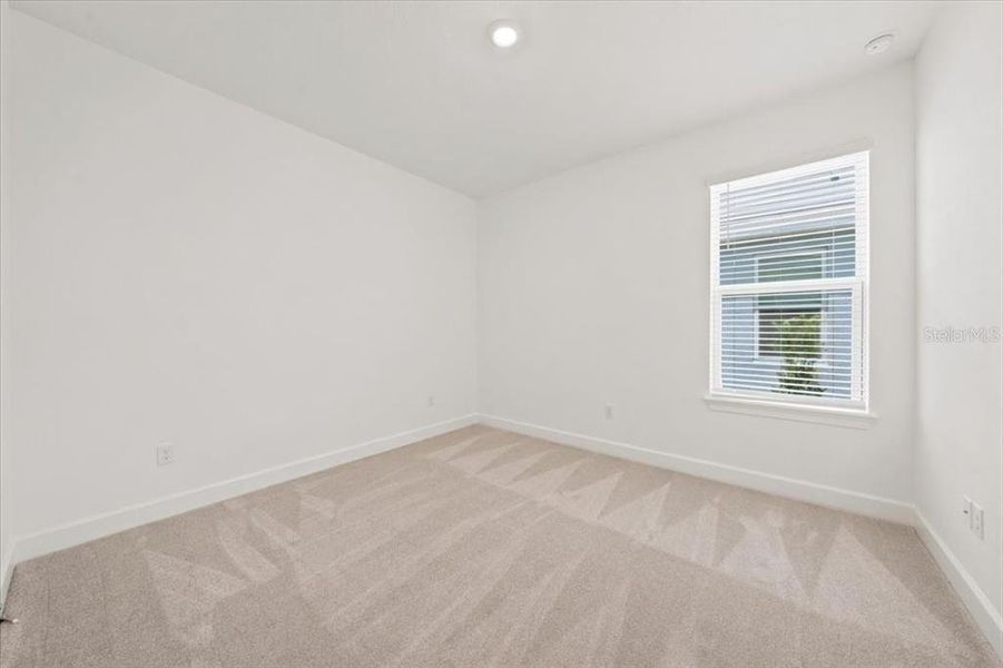 Spacious, unfurnished interior of a new home in , Palmetto (Image 38).