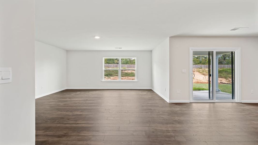 Spacious, unfurnished interior of a new home in Harrier Point, Woodruff (Image 18).
