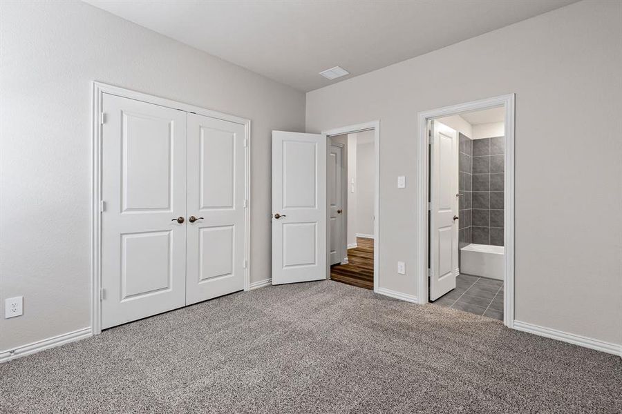 Spacious, unfurnished interior of a new home in Stratton Place, Greenville (Image 23). Spacious, unfurnished interior of a new home in Stratton Place, Greenville (Image 23).