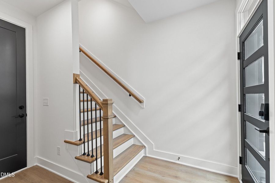 02-512 Gordon St, 305_0912