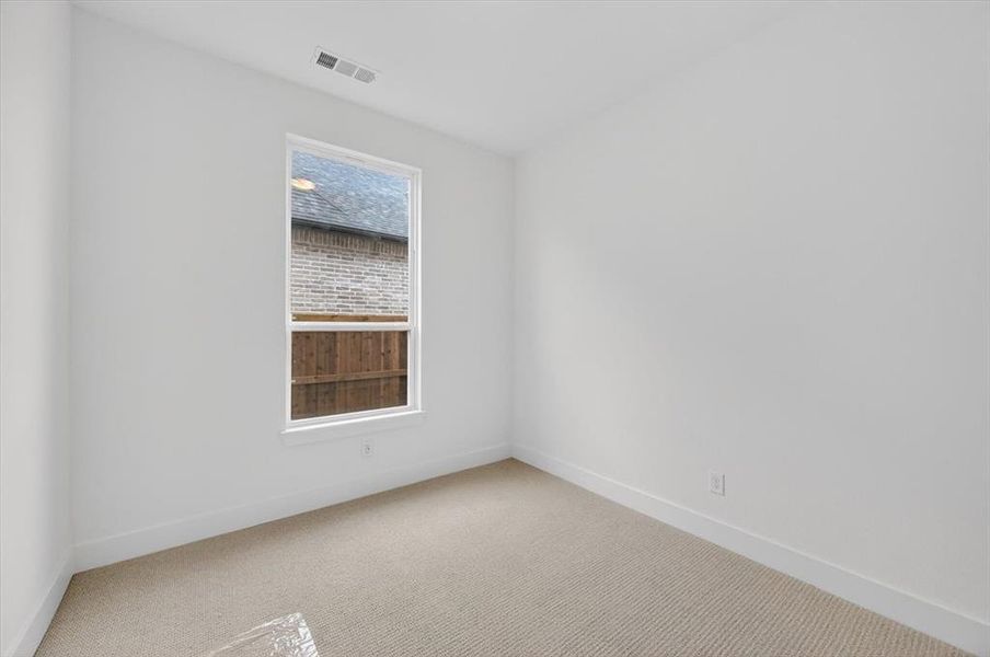 Spacious, unfurnished interior of a new home in Sandbrock Ranch, Aubrey (Image 21).