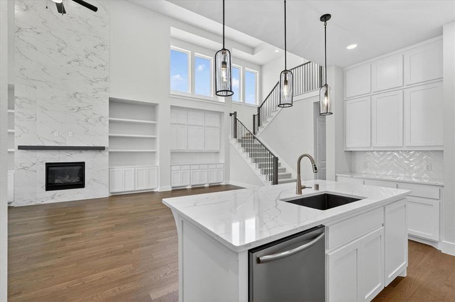Furnished interior view inside a new home in Cambridge Crossing, Celina (Image 7).