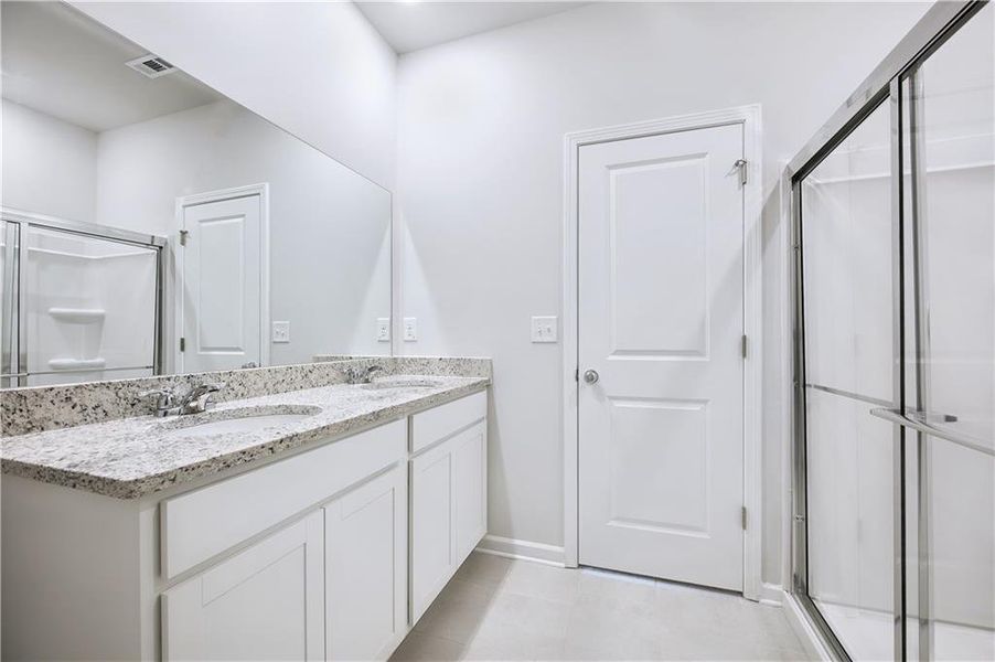 Furnished interior view inside a new home in Avery Ridge, Gainesville (Image 6).