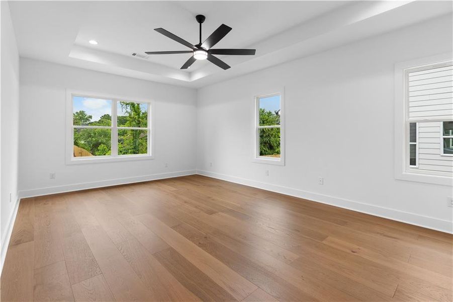 Spacious, unfurnished interior of a new home in , Marietta (Image 38).