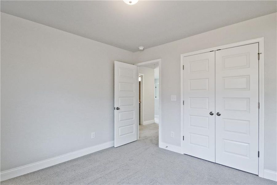 Spacious, unfurnished interior of a new home in Somerset at Riverbrook, Gainesville (Image 33).