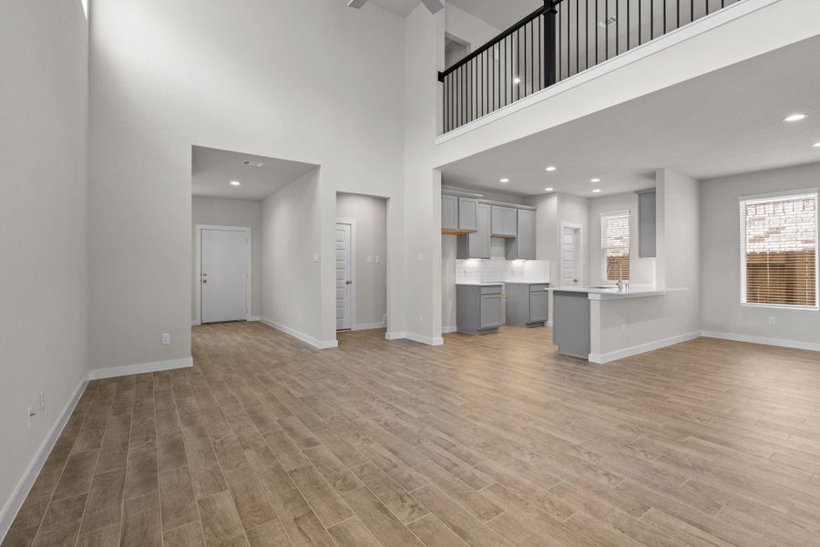 Spacious, unfurnished interior of a new home in Cypresswood Landing, Humble (Image 8). Spacious, unfurnished interior of a new home in Cypresswood Landing, Humble (Image 8).
