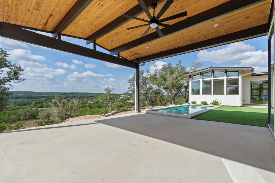 Exterior details and patio area of a home in Paradise On The Guadalupe, Canyon Lake (Image 2). Exterior details and patio area of a home in Paradise On The Guadalupe, Canyon Lake (Image 2).