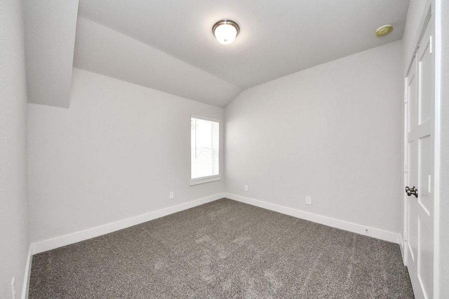 Spacious, unfurnished interior of a new home in Laurel Landing: Landmark Collection, Alvin (Image 22).