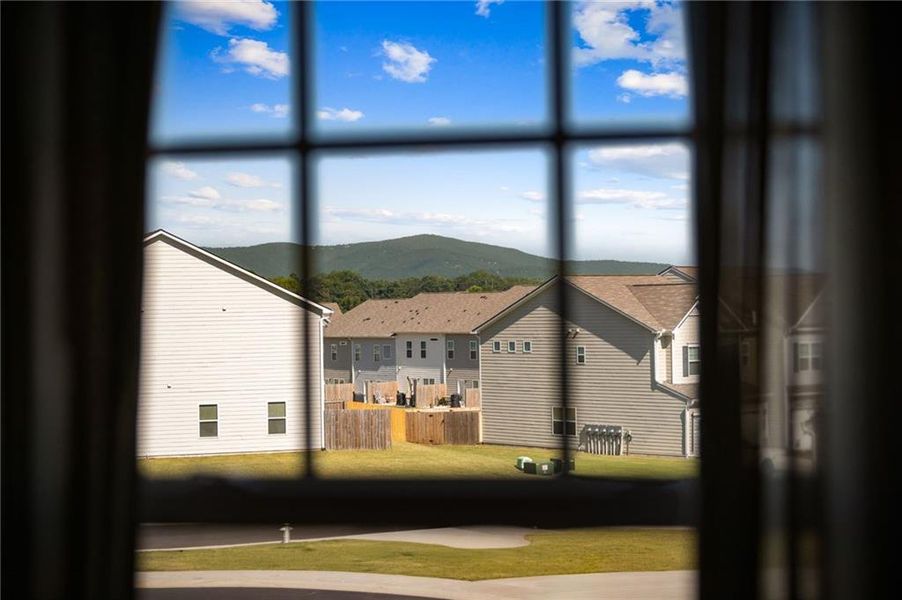 Spacious, unfurnished interior of a new home in , Jasper (Image 19).