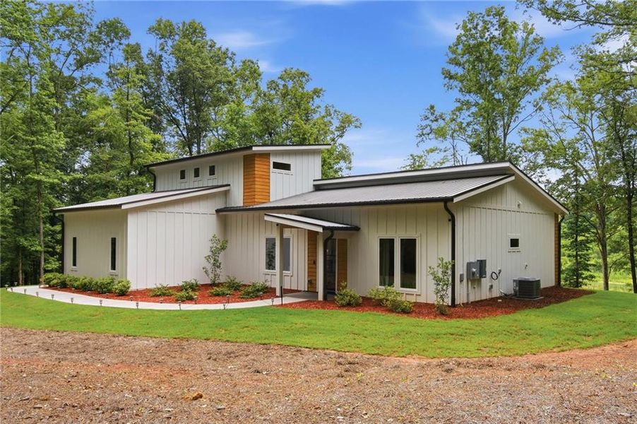 Image 57 of a home in .