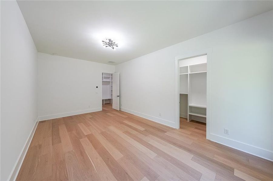 Spacious, unfurnished interior of a new home in , Dacula (Image 24).