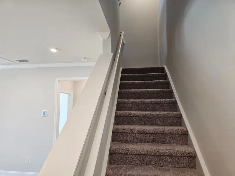 Spacious, unfurnished interior of a new home in Solserra, Shallotte (Image 9).