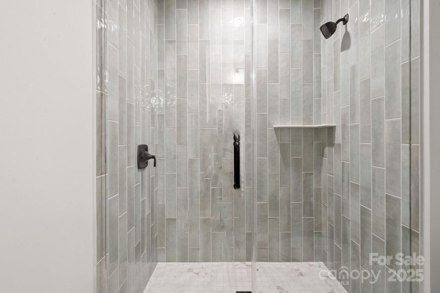 Image 37 of a home in .