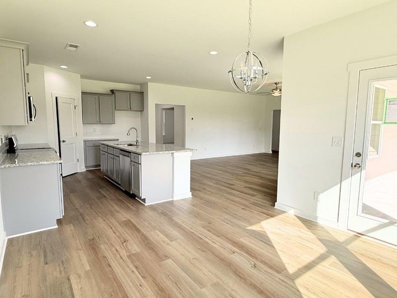 Spacious, unfurnished interior of a new home in Westlyn, Winder (Image 10).