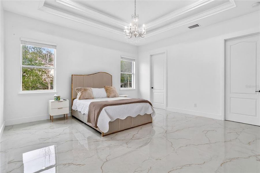 Furnished interior view inside a new home in , Orlando (Image 5).