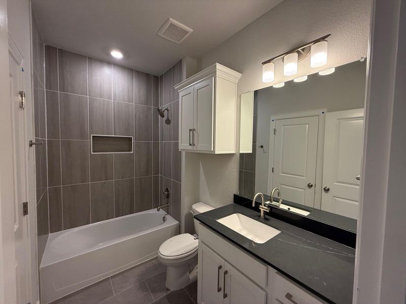 Furnished interior view inside a new home in Wellborn Settlement, College Station (Image 8).