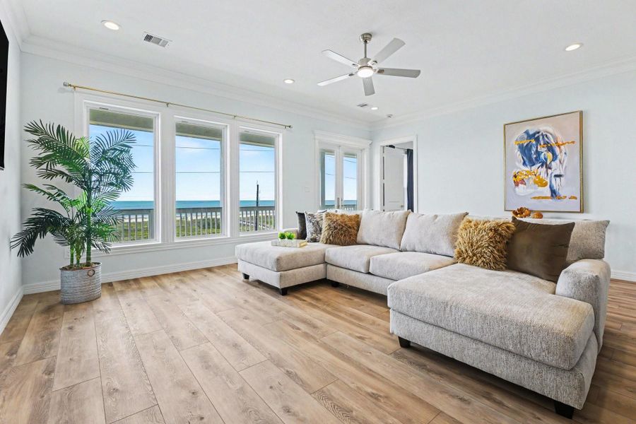 Furnished interior view inside a new home in , Galveston (Image 42).