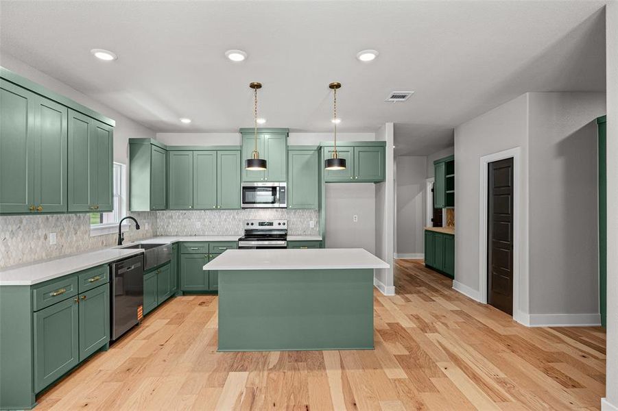 Furnished interior view inside a new home in , Granbury (Image 15). Furnished interior view inside a new home in , Granbury (Image 15).