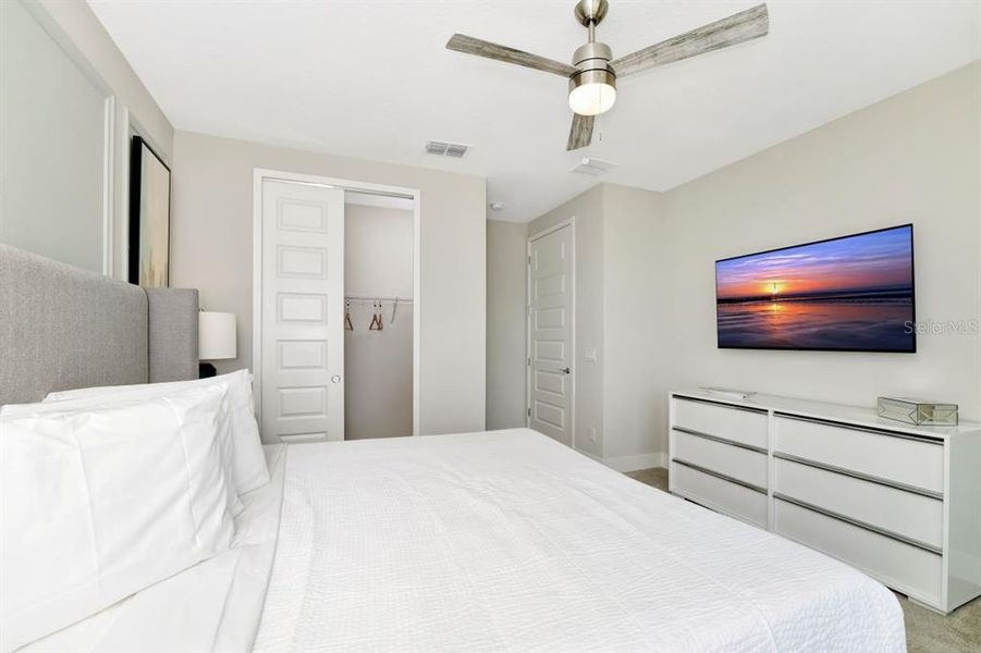 Furnished interior view inside a new home in , Kissimmee (Image 13).