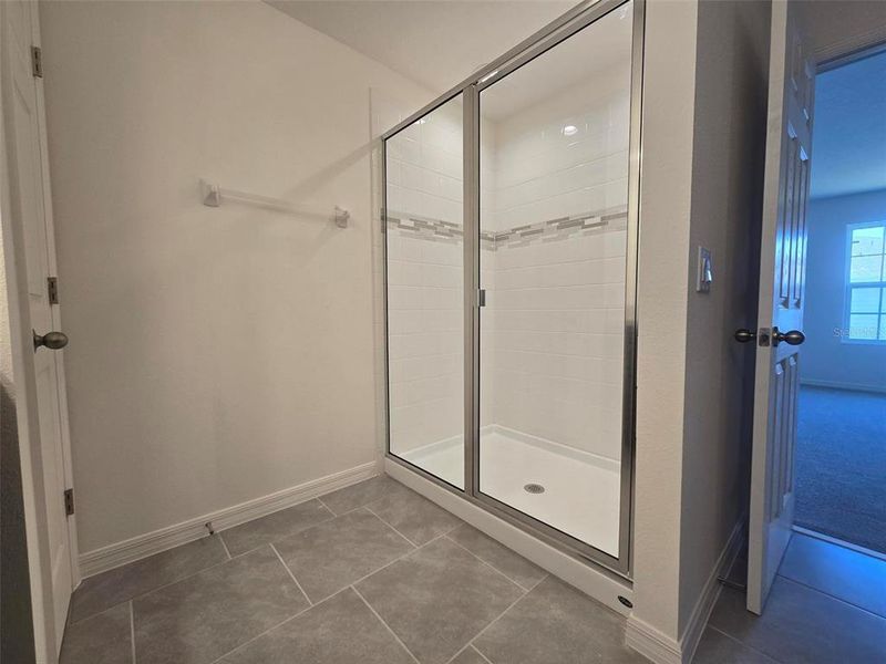 Spacious, unfurnished interior of a new home in Sky Lakes Estates, St. Cloud (Image 10).