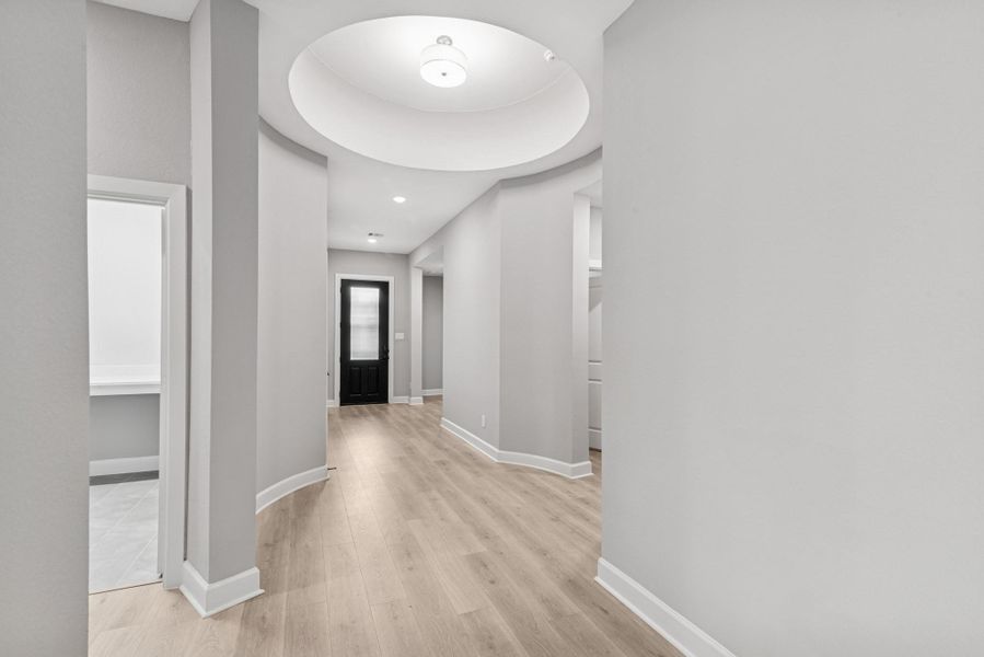 Spacious, unfurnished interior of a new home in The Highlands 55' - Encore Collection, Porter (Image 10). Spacious, unfurnished interior of a new home in The Highlands 55' - Encore Collection, Porter (Image 10).