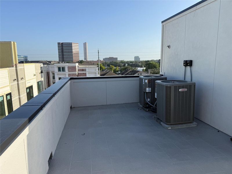 Exterior details and patio area of a home in , Houston (Image 28).