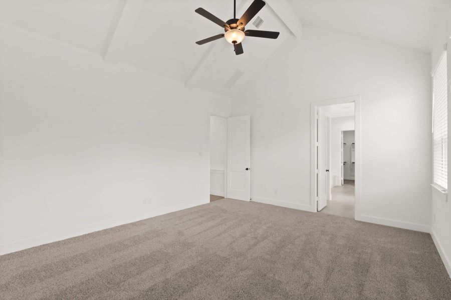 Spacious, unfurnished interior of a new home in The Trails, New Caney (Image 13).