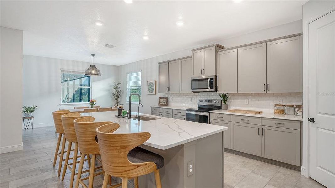 Furnished interior view inside a new home in Star Farms at Lakewood Ranch, Bradenton (Image 37).