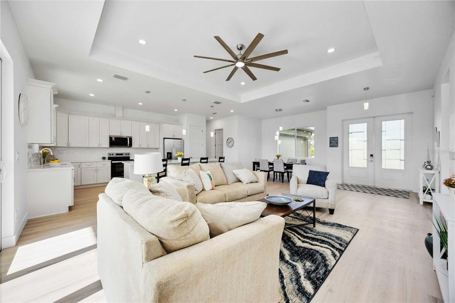 Furnished interior view inside a new home in , Englewood (Image 35).