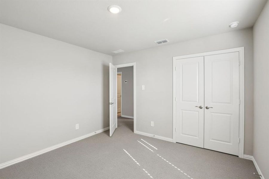 Spacious, unfurnished interior of a new home in Simpson Crossing - Spring Series, McKinney (Image 16).