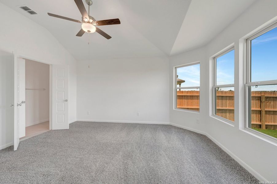 Spacious, unfurnished interior of a new home in Meadows at Clear Springs, New Braunfels (Image 34). Spacious, unfurnished interior of a new home in Meadows at Clear Springs, New Braunfels (Image 34).