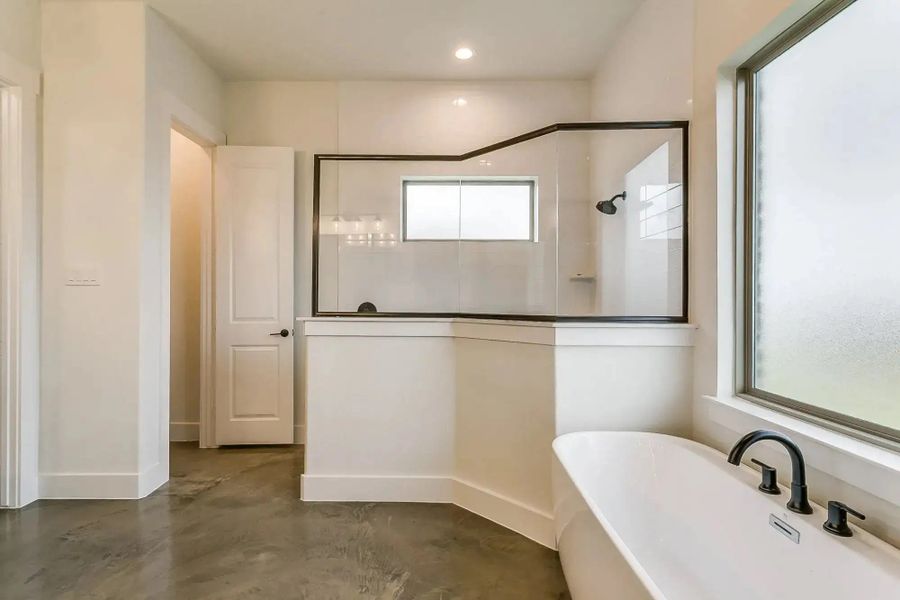 Representative furnished interior of a home built from the The Finley by Elmwood Custom Homes in Byrum Ranch, Maypearl (Image 19).