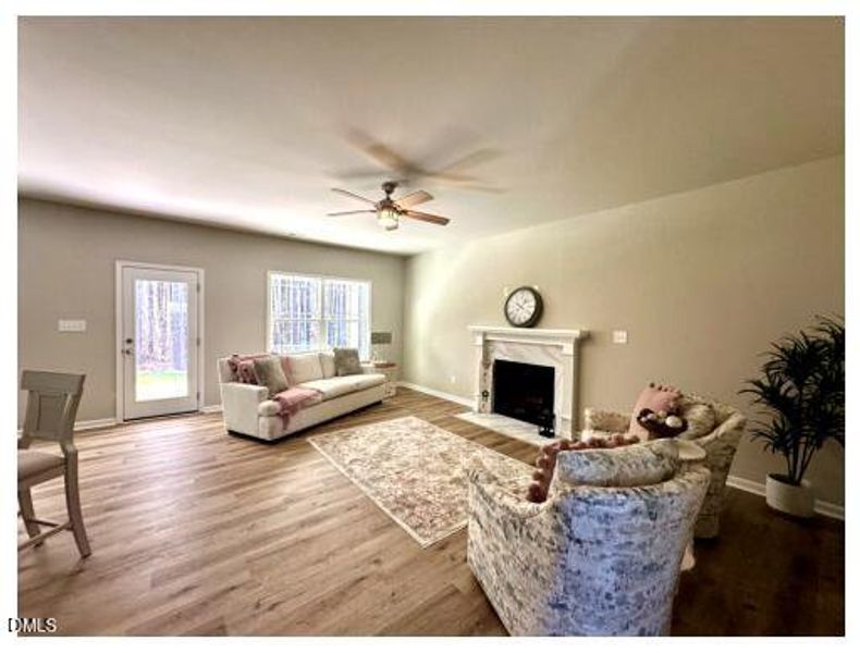 7CD1E2AF-1D9C-406C-A8E9-B74033A8240A