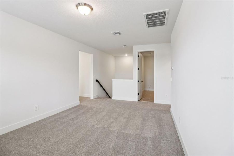 Spacious, unfurnished interior of a new home in Cyrene at Minneola, Minneola (Image 22).