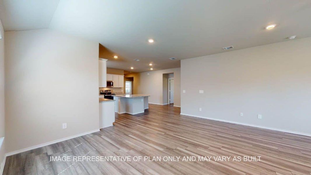 Spacious, unfurnished interior of a new home in Reserve at Mallard Lakes, Orange (Image 30).