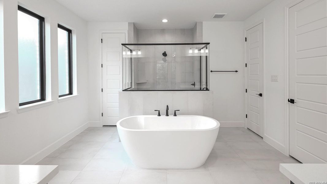 Furnished interior view inside a new home in Johnson Ranch, Bulverde (Image 12).