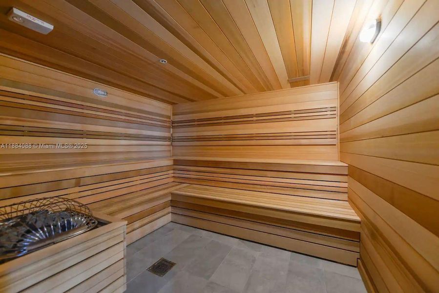 Image 21 of a home in Smart Brickell.