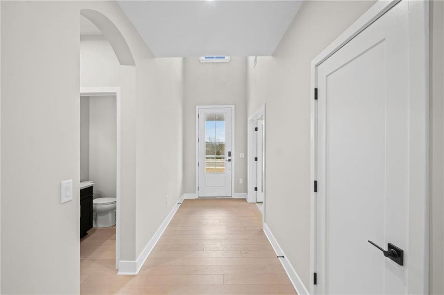 Spacious, unfurnished interior of a new home in Governor’s Preserve, Canton (Image 36).