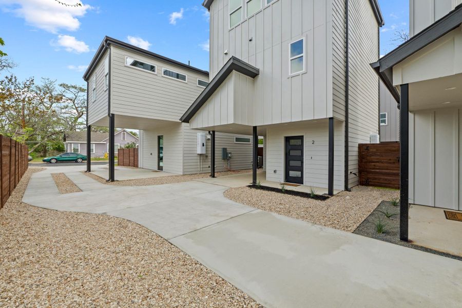 Exterior details and patio area of a home in , Austin (Image 4).