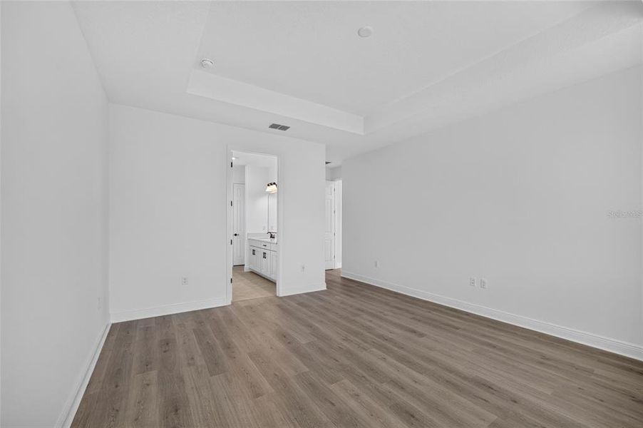 Spacious, unfurnished interior of a new home in , Ocala (Image 50).