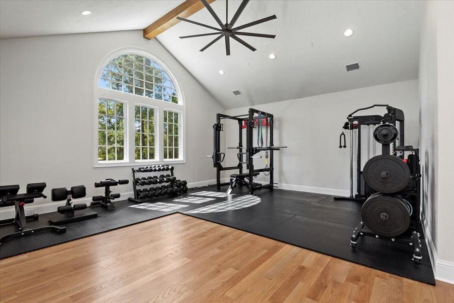 Huge Flex Room