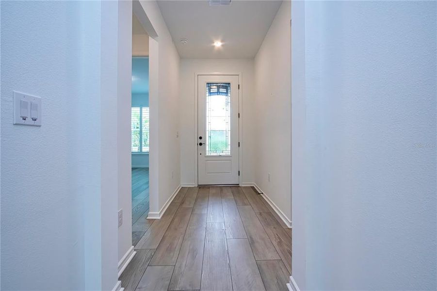 Spacious, unfurnished interior of a new home in , Parrish (Image 44).