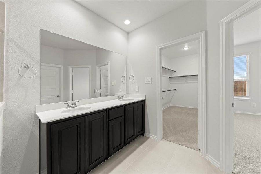 17. 1748 Osage - Bath (4) 17. 1748 Osage - Bath (4)