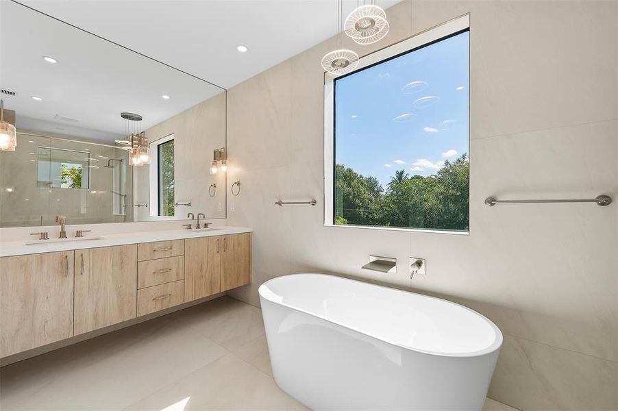 Furnished interior view inside a new home in , Fort Lauderdale (Image 9).