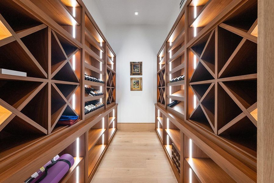 Furnished interior view inside a new home in , Manalapan (Image 19).